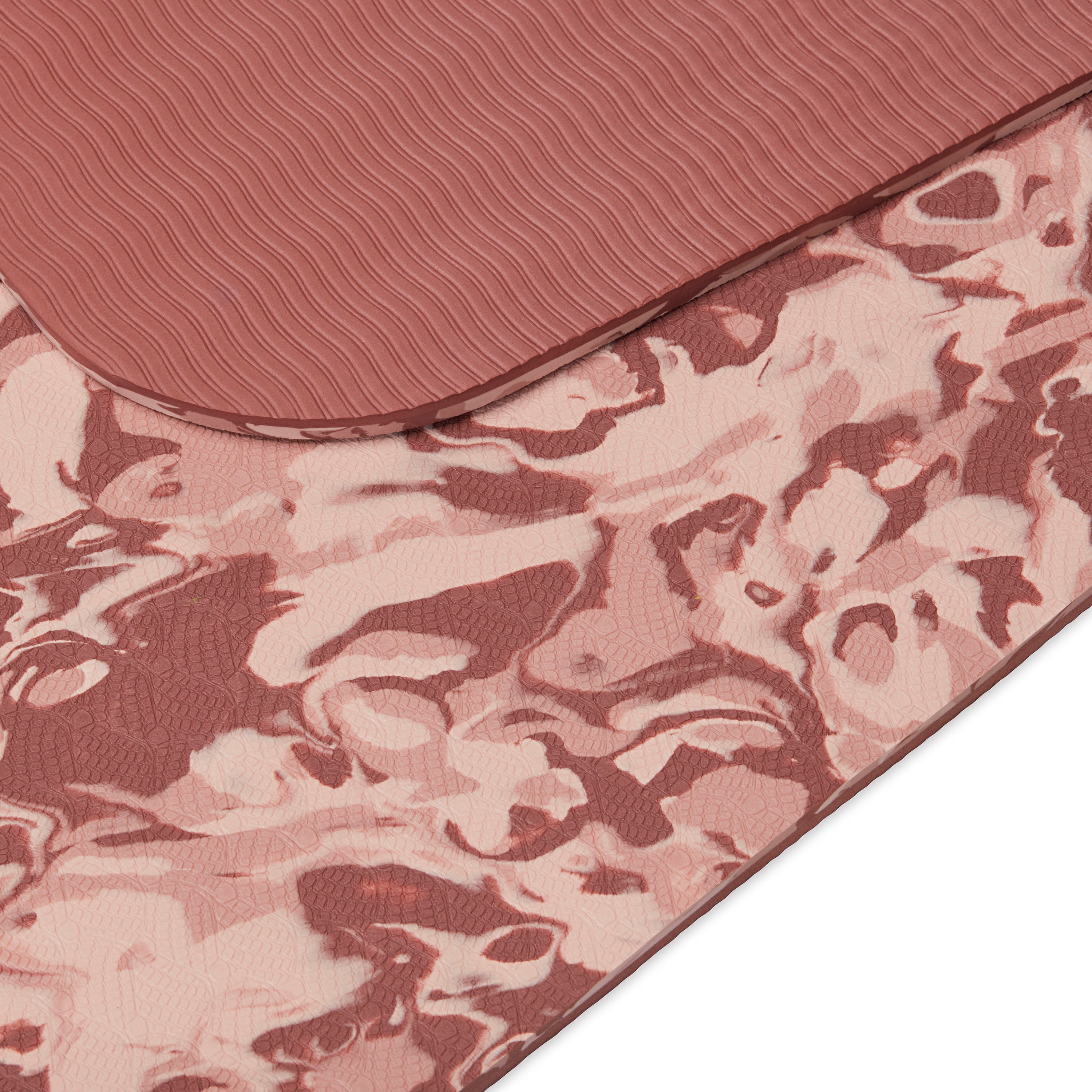 Gaiam English Rose TPE Yoga Mat texture closeup